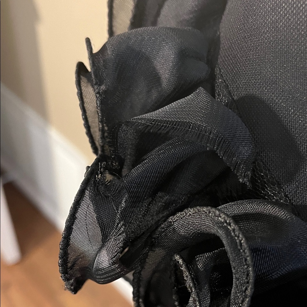 Chic Off-Shoulder Black Ruffle Blouse - Picture 5 of 7